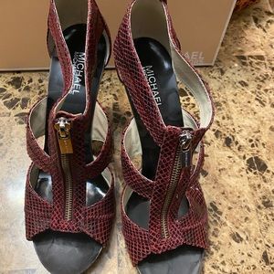 Women Michael Michael Kors shoes size 11